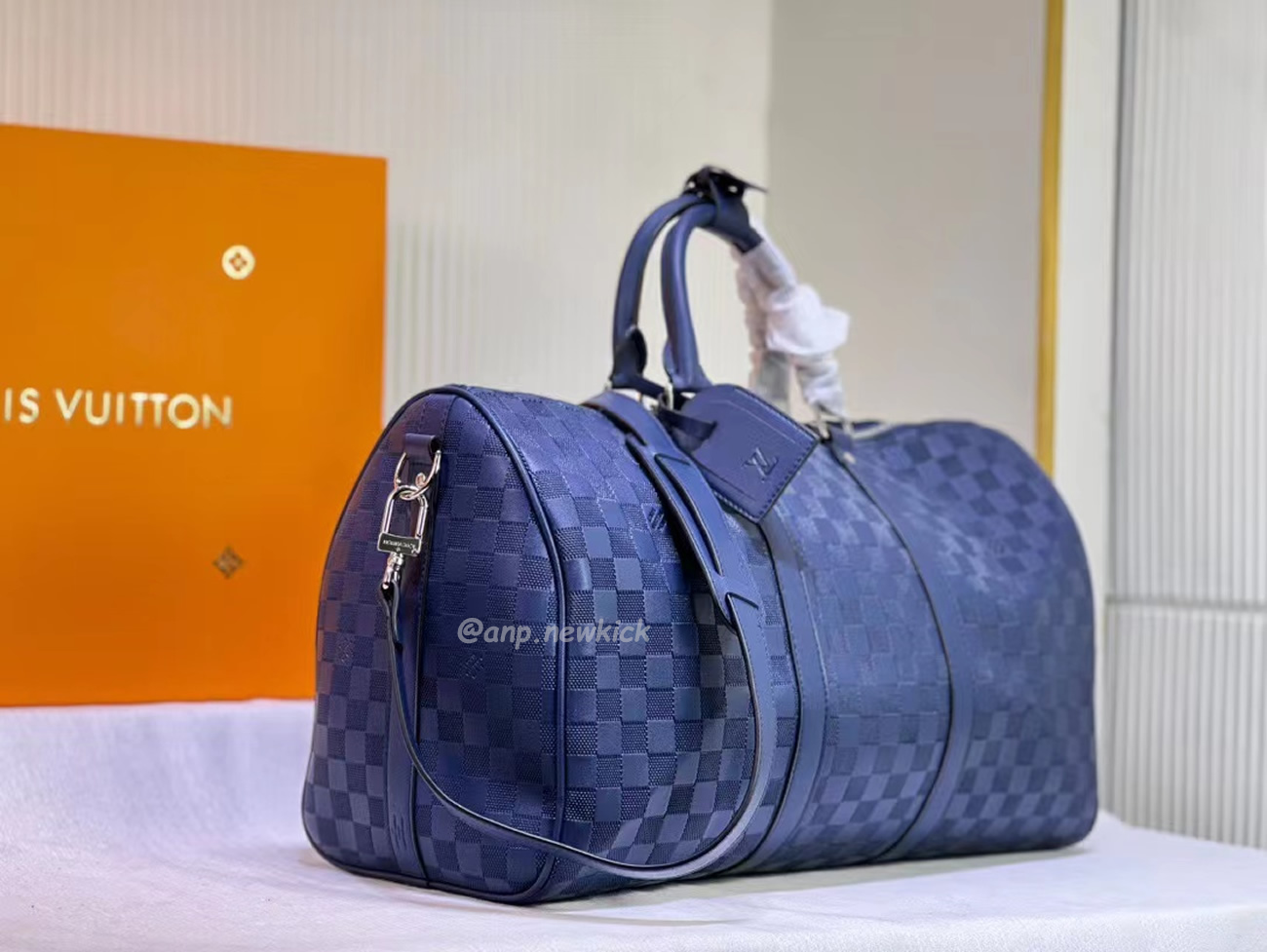Louis Vuitton Keepall Bandouliere Monogram 50 Navy Duffel Bag (28) - newkick.org